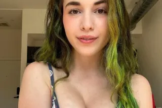 🥰Cute and yummy treat service, special BBJ,Also Any Guy Accepted/OutCall And Car Sex,available 24/7 - Image 1